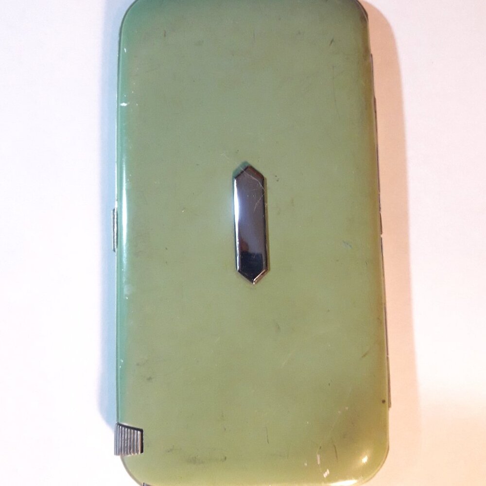 Elgin American Art Deco Cigarette Case 1930s Enamel Look Paint Vintage Green Ant